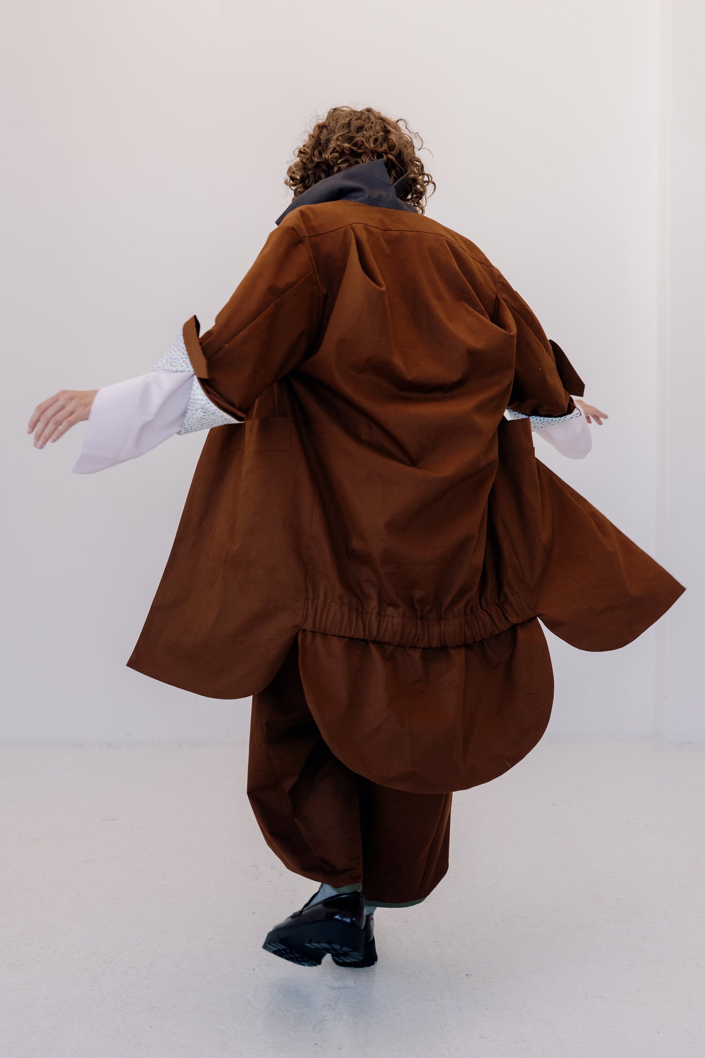 DR_003/04______ Trench cinnamon