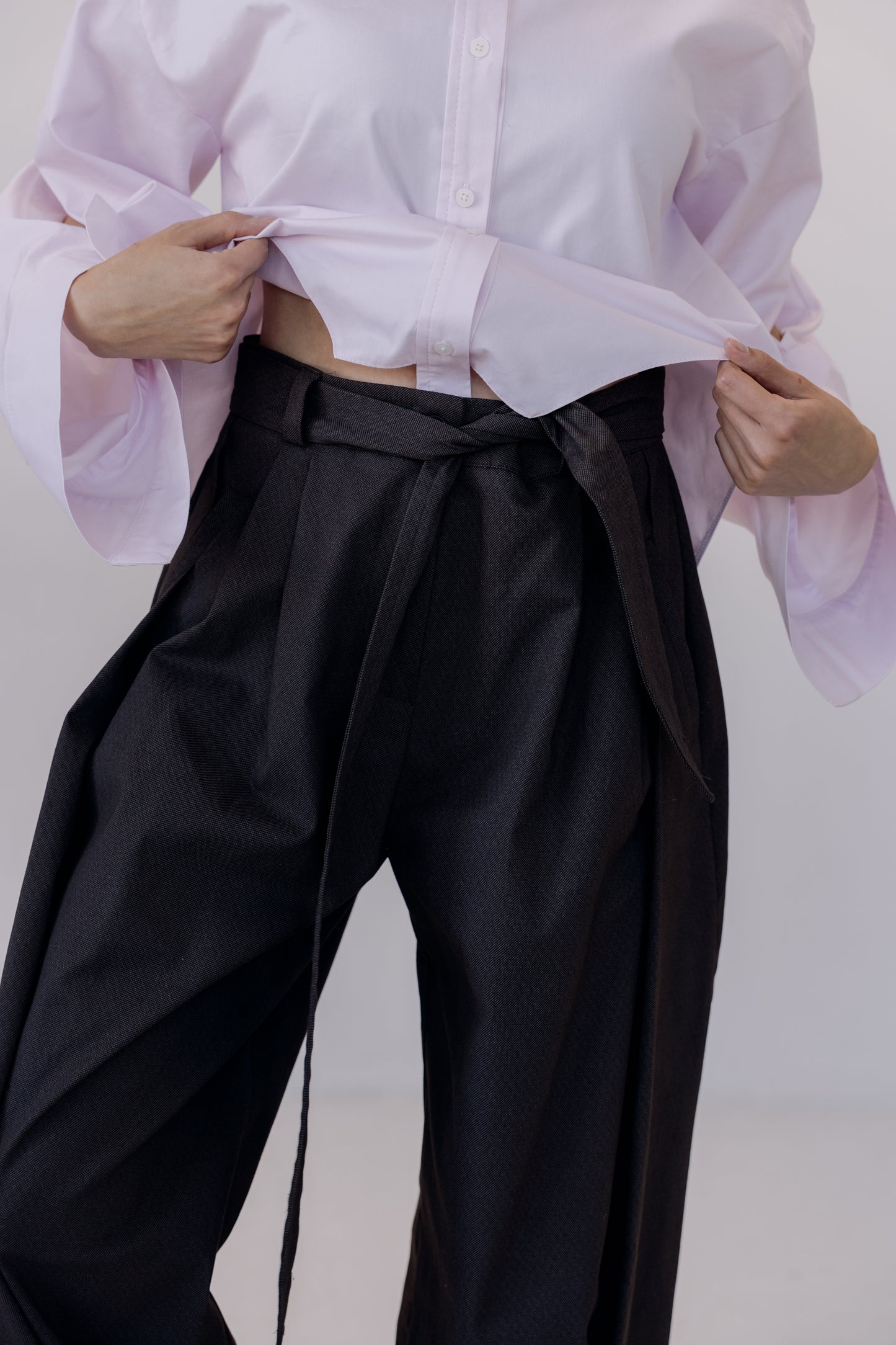 DR_003/09______ Spodnie out of shape chocolate paper